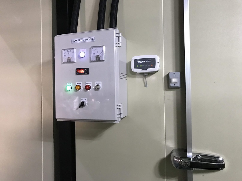 Food-storage-temperature+monitoring_rn400.jpg